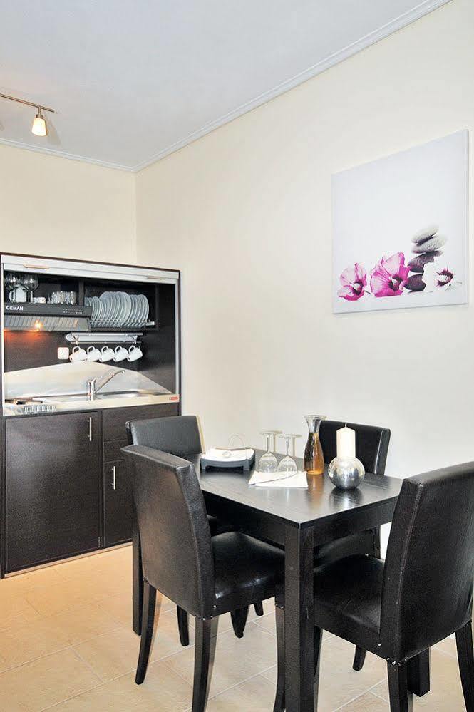 Aithra Apartments & Suites 加夫里翁 外观 照片